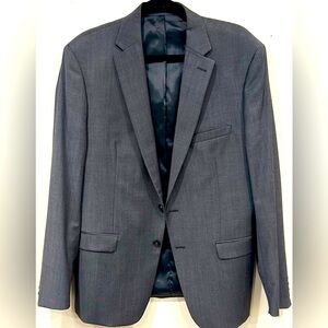 Calvin Klein, 2 Button , Gray Sport Coat, EXCELLENT COND! , 44Reg